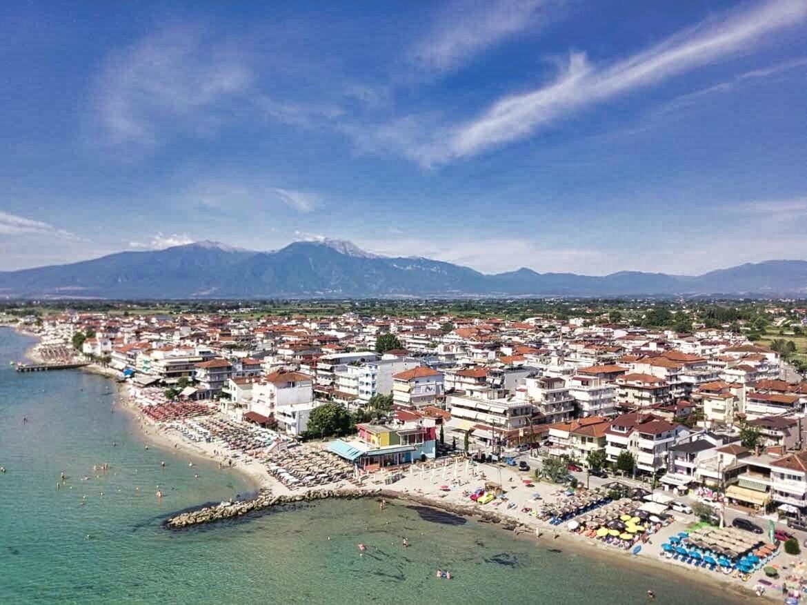 Conte Cristo Suites Paralía Esterno foto
